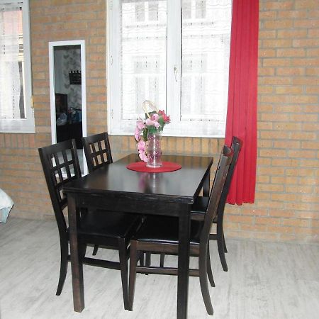 Apartament Une Petite Halte Calais Zewnętrze zdjęcie